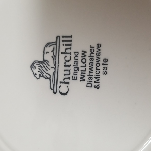 💥 CHURCHILL BLUE WILLOW PATTERN, ENGLAND- 2 - 10.25" Dinner Plates,1 Cup - Picture 3 of 7